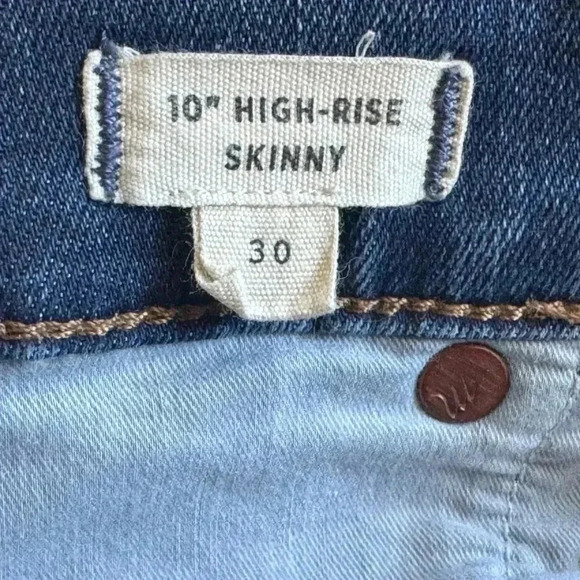 Madewell 10" high Rise Skinny Jeans Denim Blue
Wash Button fly Raw Hem Size 30 - Picture 6 of 14